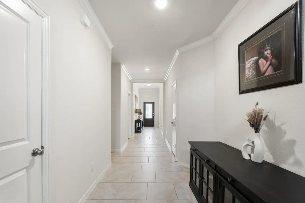 2233 Sauterne Drive Leander TX 78641