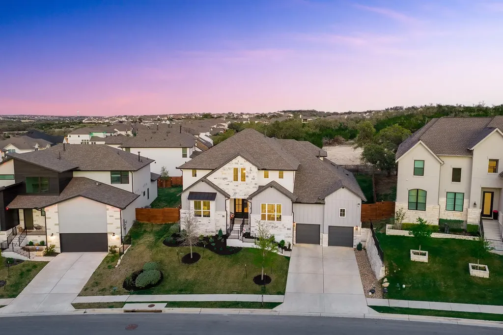 7505 Becasseau Drive Austin TX 78738