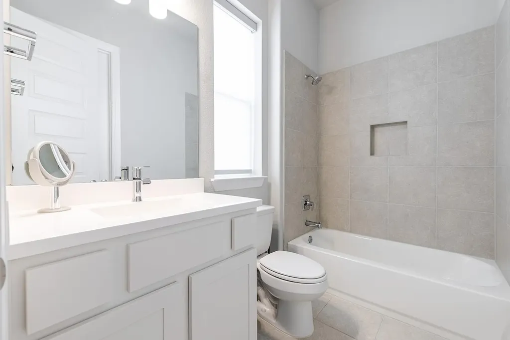 7505 Becasseau Drive Austin TX 78738