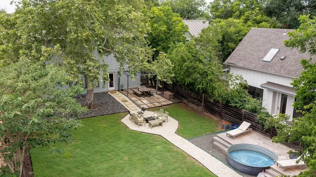 4405 Banister Lane Austin TX 78745