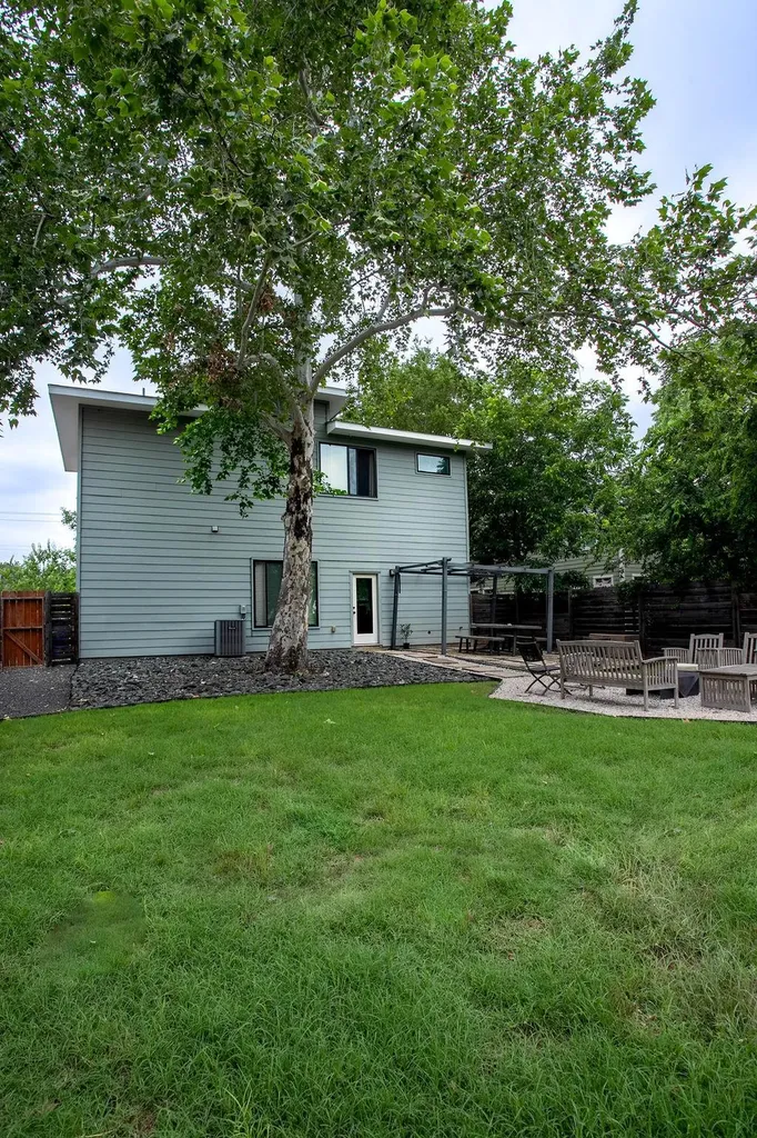 4405 Banister Lane Austin TX 78745