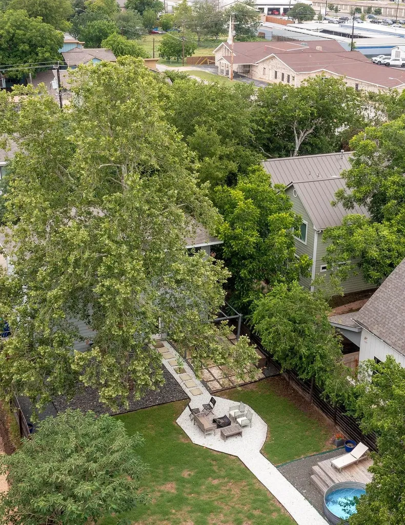 4405 Banister Lane Austin TX 78745