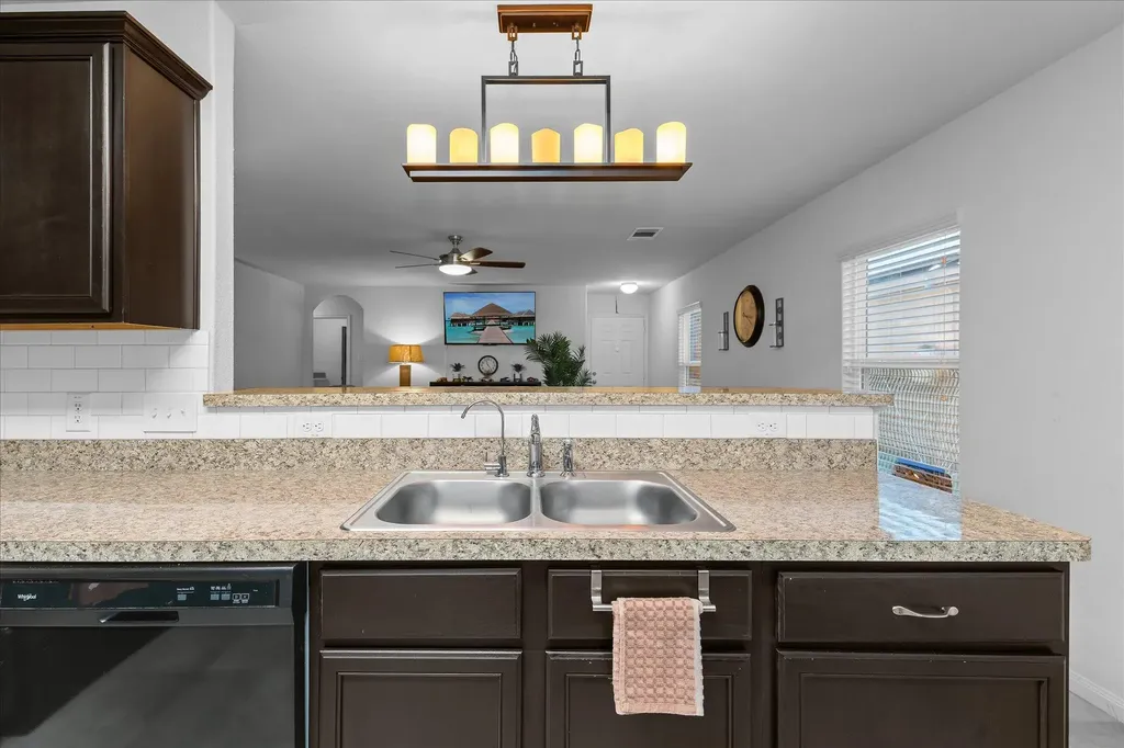 1533 Breanna Lane Kyle TX 78640