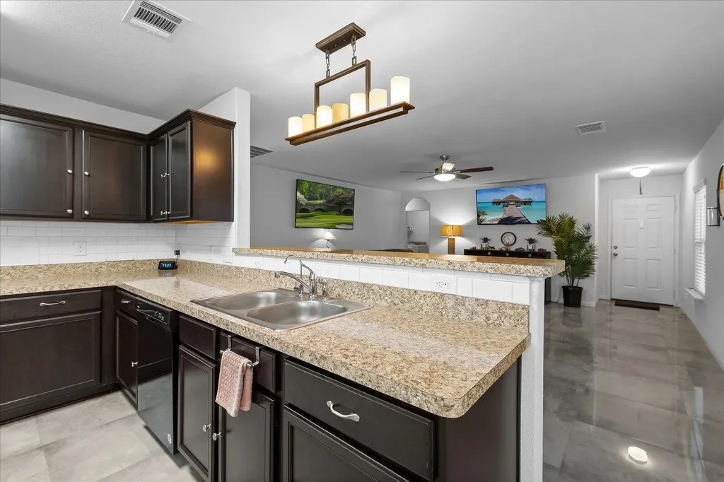 1533 Breanna Lane Kyle TX 78640