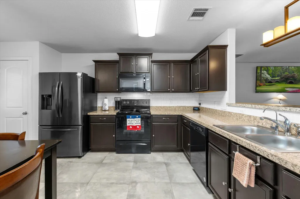1533 Breanna Lane Kyle TX 78640