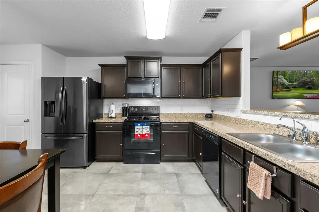 1533 Breanna Lane Kyle TX 78640