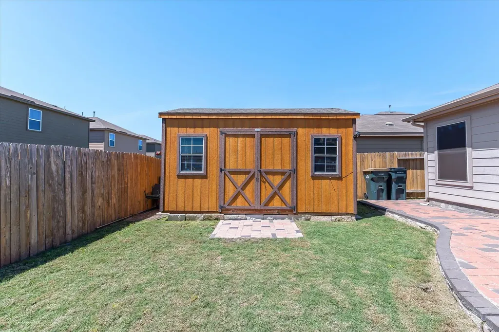 1533 Breanna Lane Kyle TX 78640