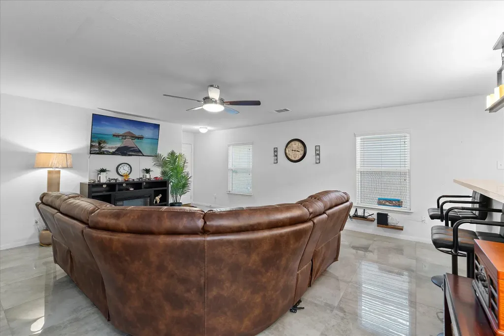 1533 Breanna Lane Kyle TX 78640