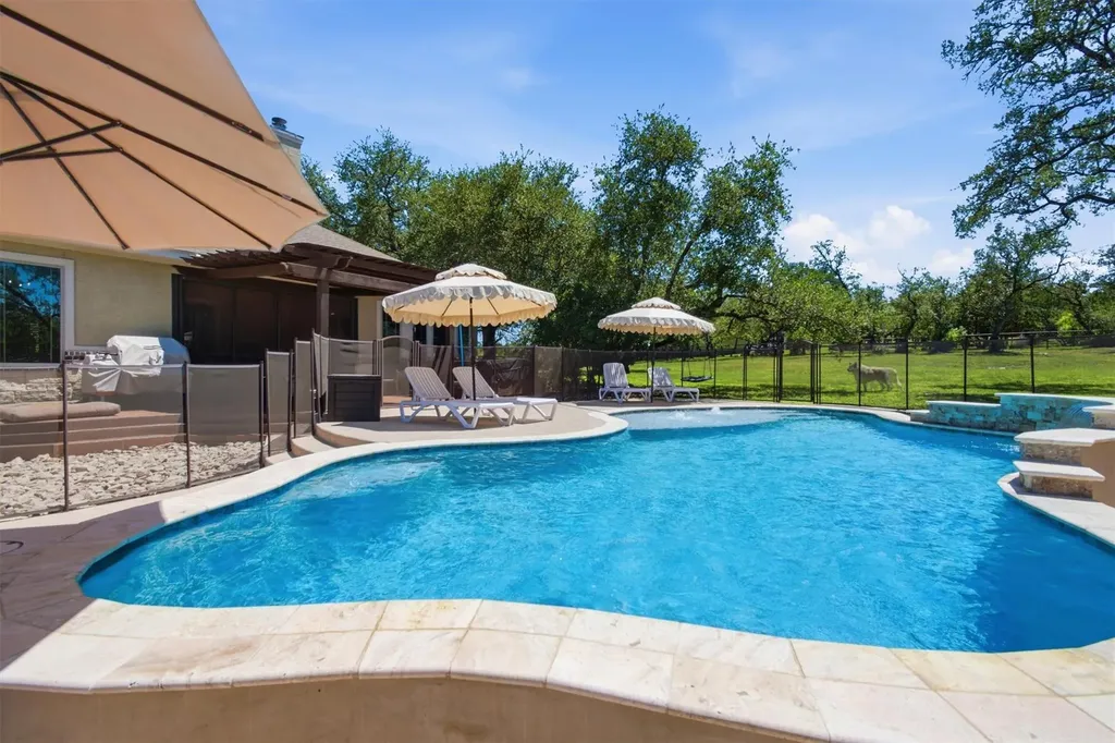 1106 Private Road 3702 San Antonio TX 78253