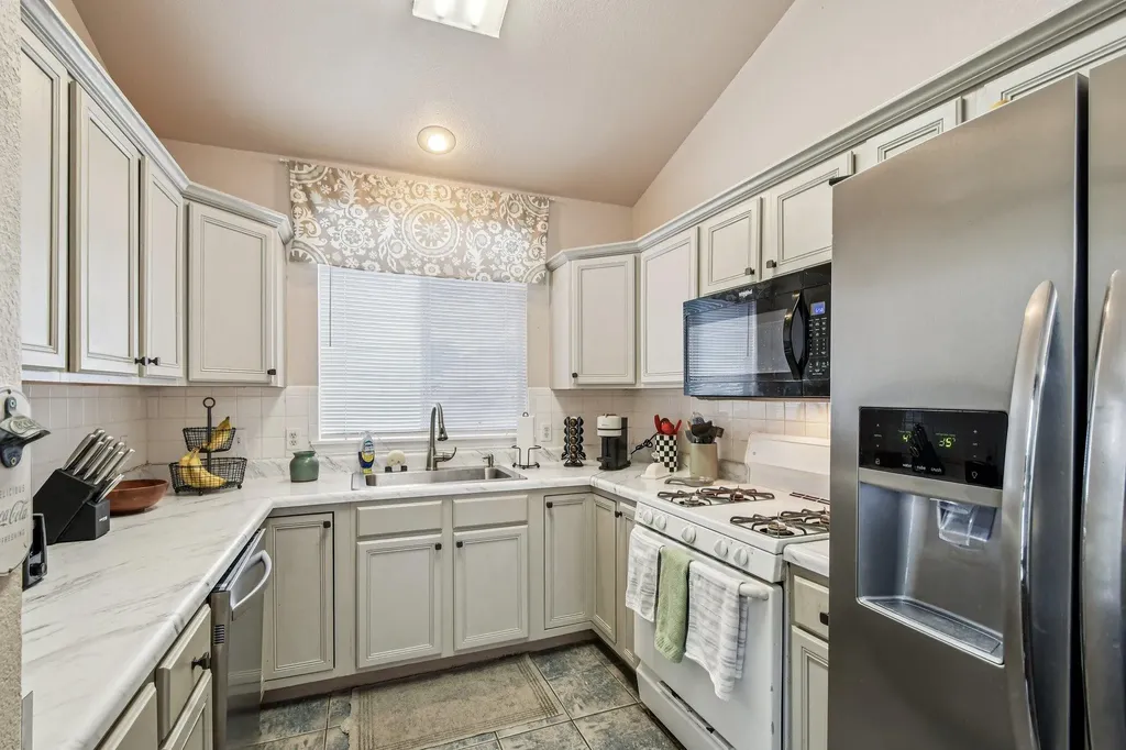 3308 Ross Cove Round Rock TX 78664