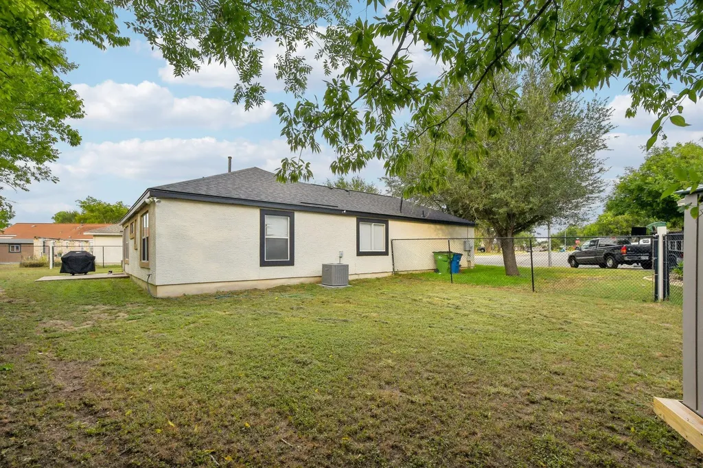 3308 Ross Cove Round Rock TX 78664