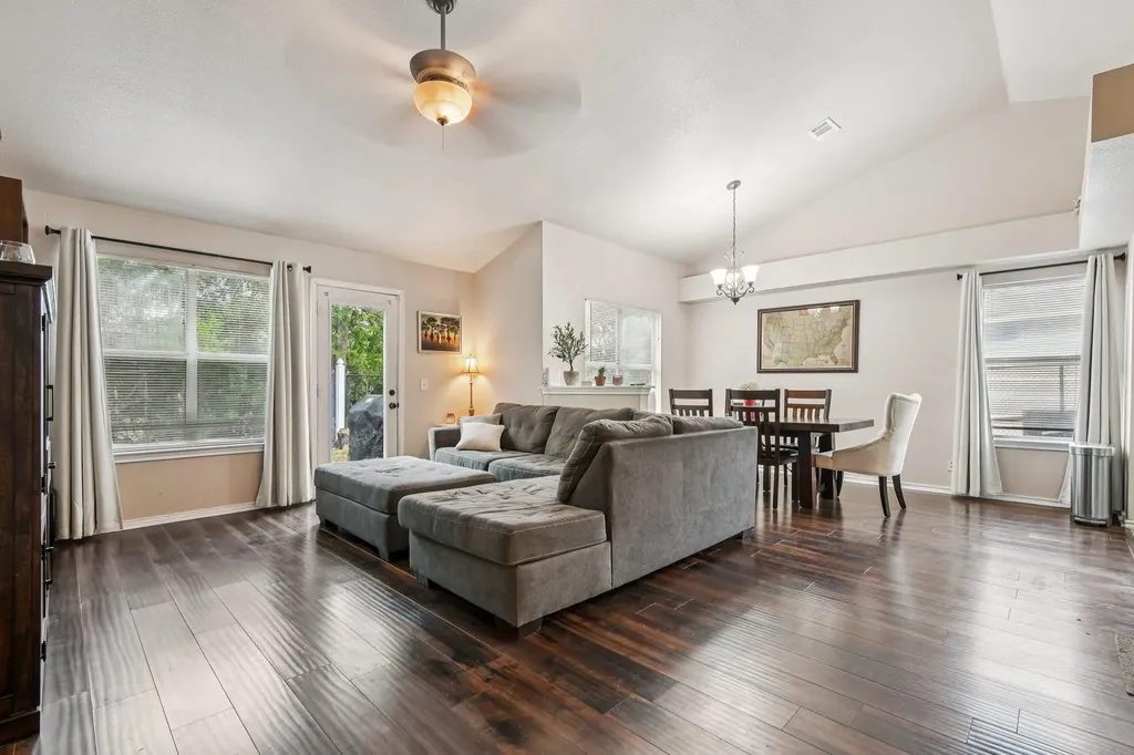 3308 Ross Cove Round Rock TX 78664
