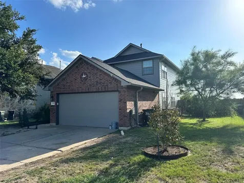 1247 Shadow Creek Boulevard Buda TX 78610