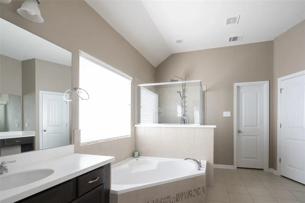 634 Blossom Valley Stream Buda TX 78610