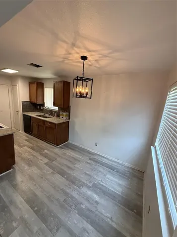 1100 E Logan Street Round Rock TX 78664