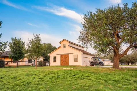 2055 County Road 284 Liberty Hill TX 78642