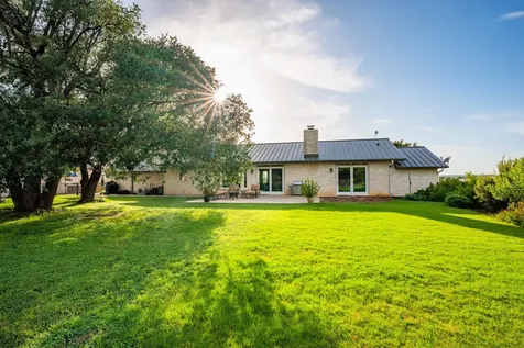 2055 County Road 284 Liberty Hill TX 78642