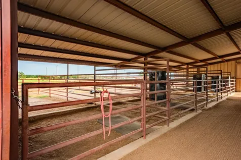 2055 County Road 284 Liberty Hill TX 78642