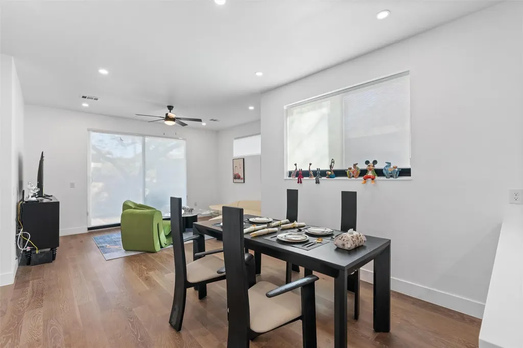 1208 W Oltorf Street Austin TX 78704
