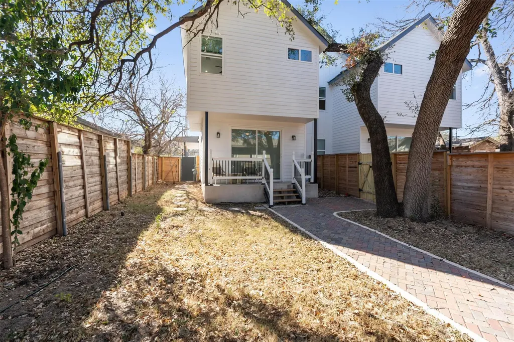 1208 W Oltorf Street Austin TX 78704