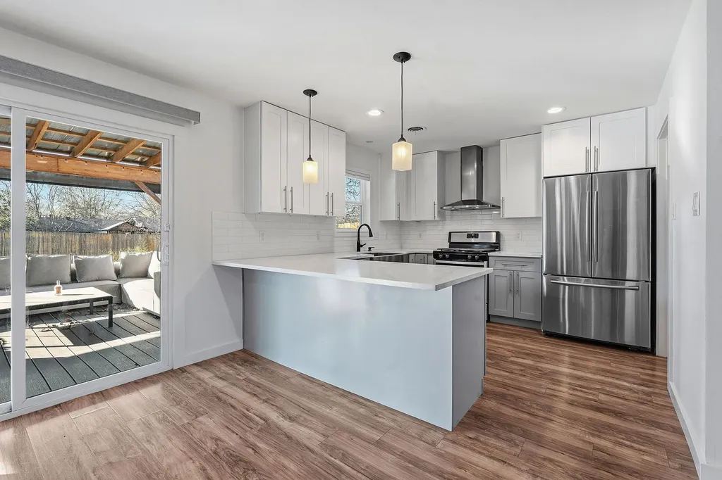 2612 Little John Lane Austin TX 78704