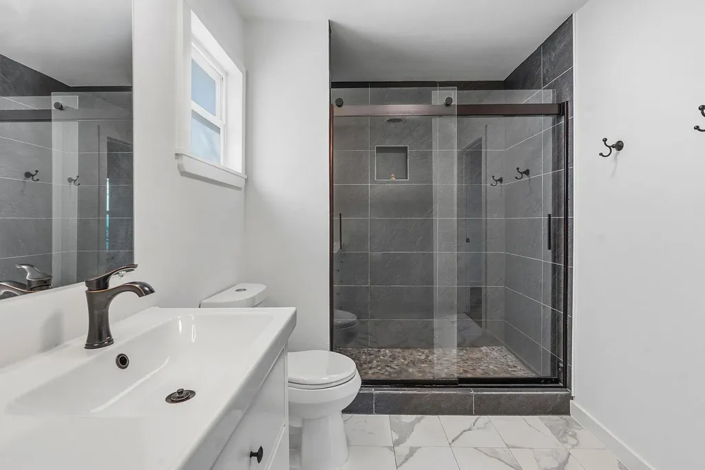 2612 Little John Lane Austin TX 78704