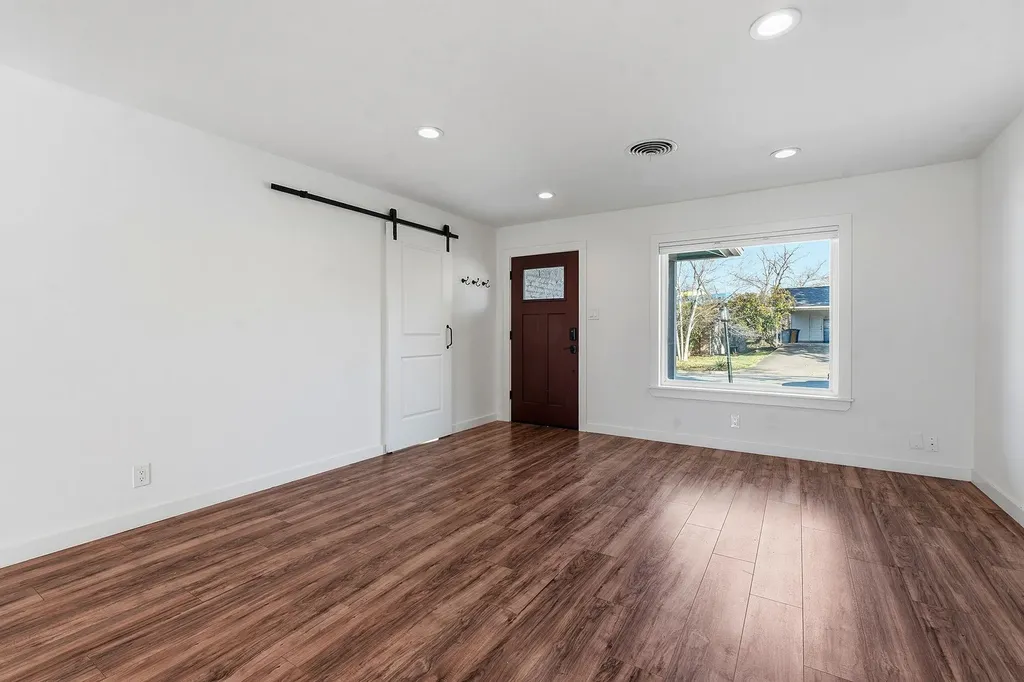 2612 Little John Lane Austin TX 78704