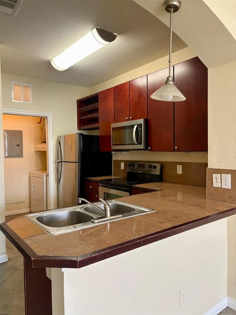 2505 San Gabriel Street Austin TX 78705