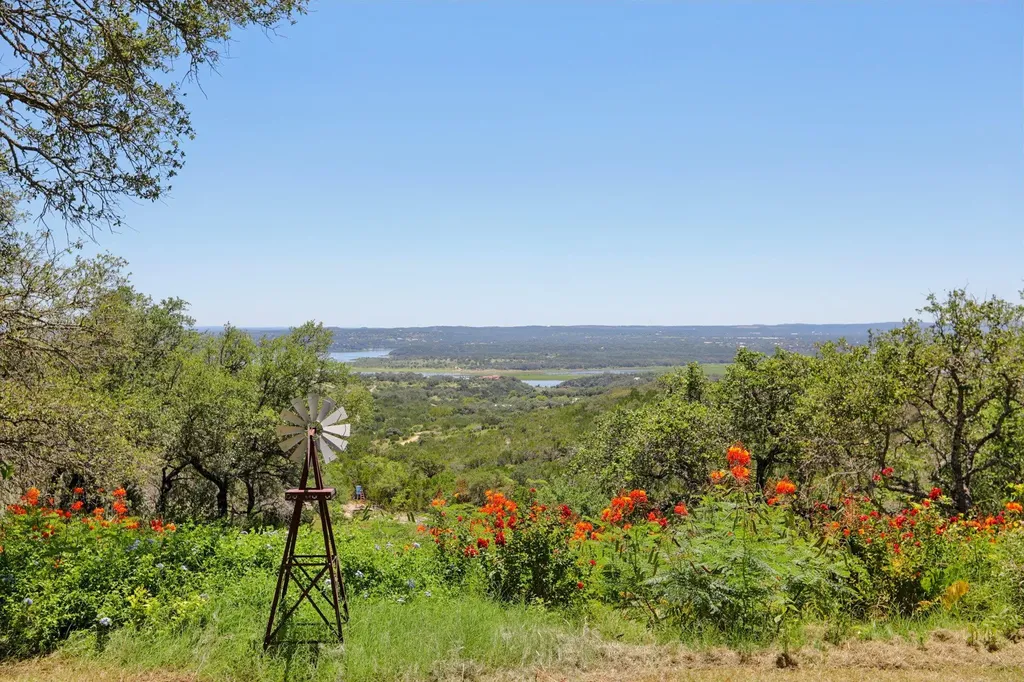 6401 Muleshoe Bend Trail Marble Falls TX 78654