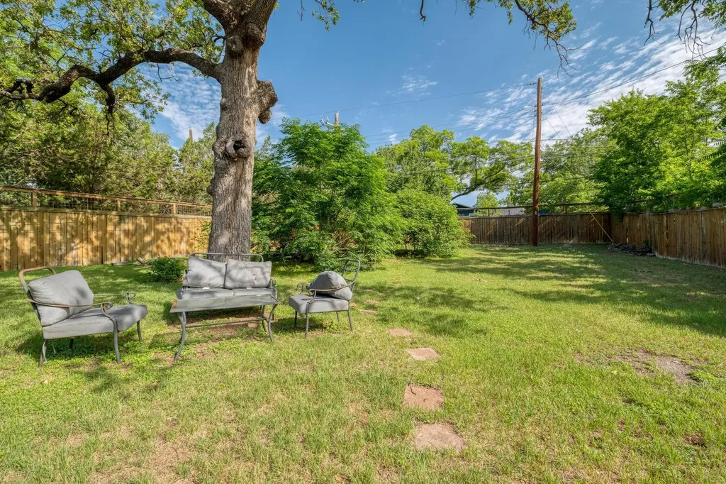 1706 Pennsylvania Avenue Austin TX 78702