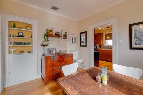 1706 Pennsylvania Avenue Austin TX 78702