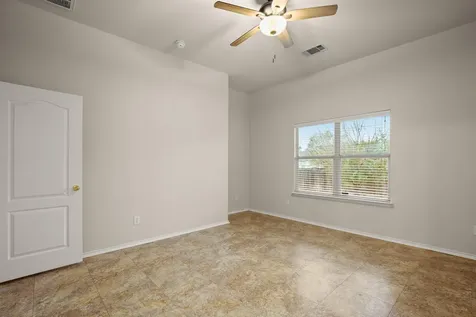 107 Aguilar Drive Hutto TX 78634