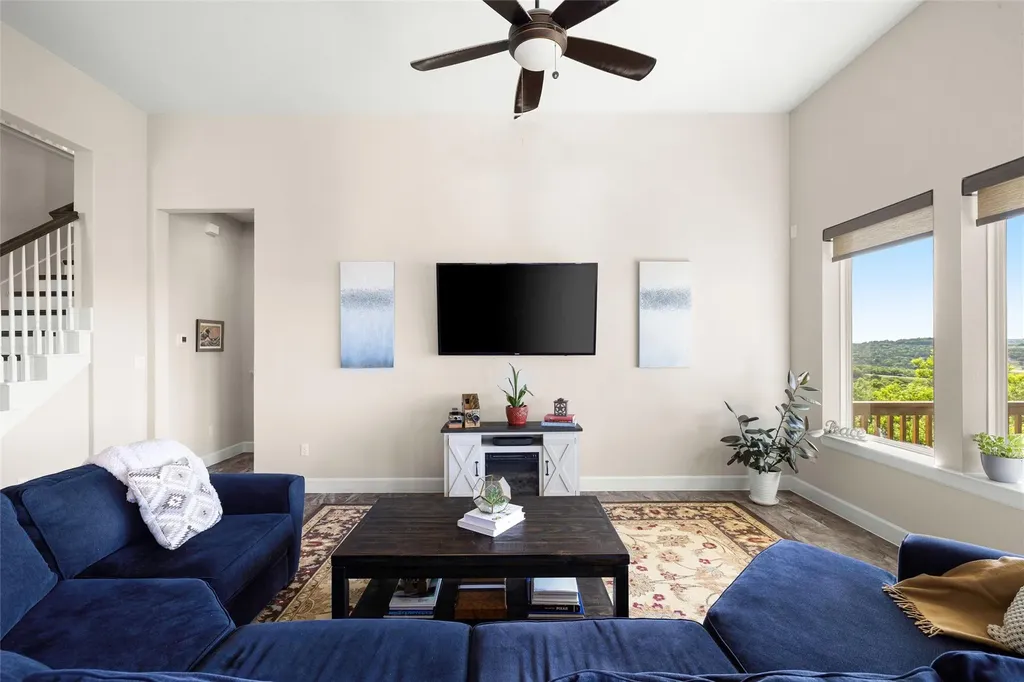 417 Dayridge Drive Dripping Springs TX 78620
