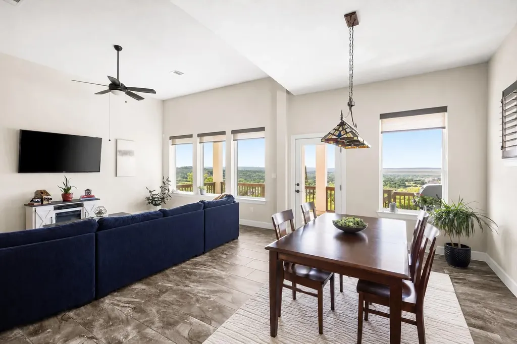 417 Dayridge Drive Dripping Springs TX 78620