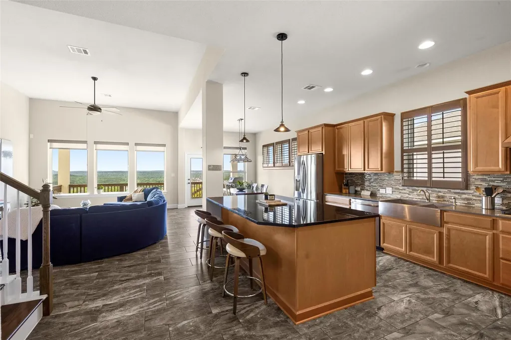 417 Dayridge Drive Dripping Springs TX 78620