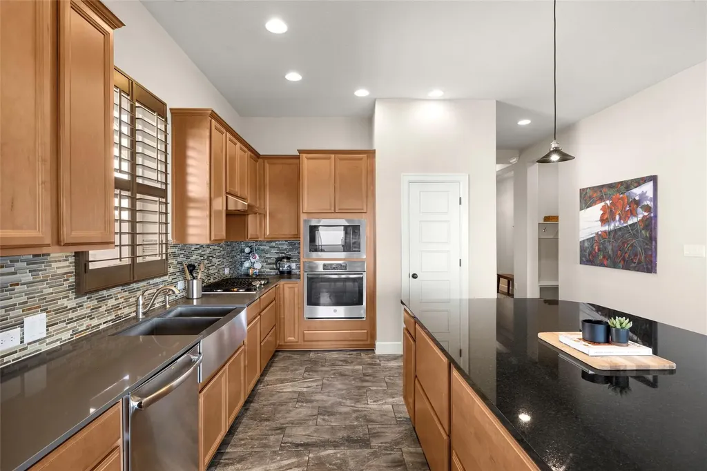417 Dayridge Drive Dripping Springs TX 78620