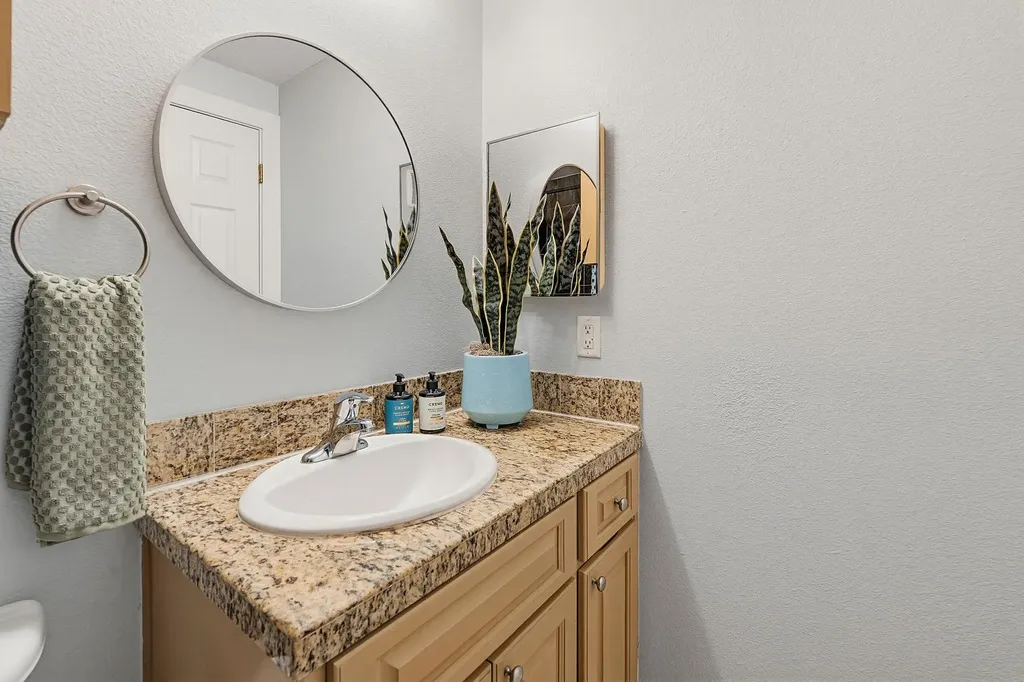 2106 Cullen Avenue Austin TX 78757