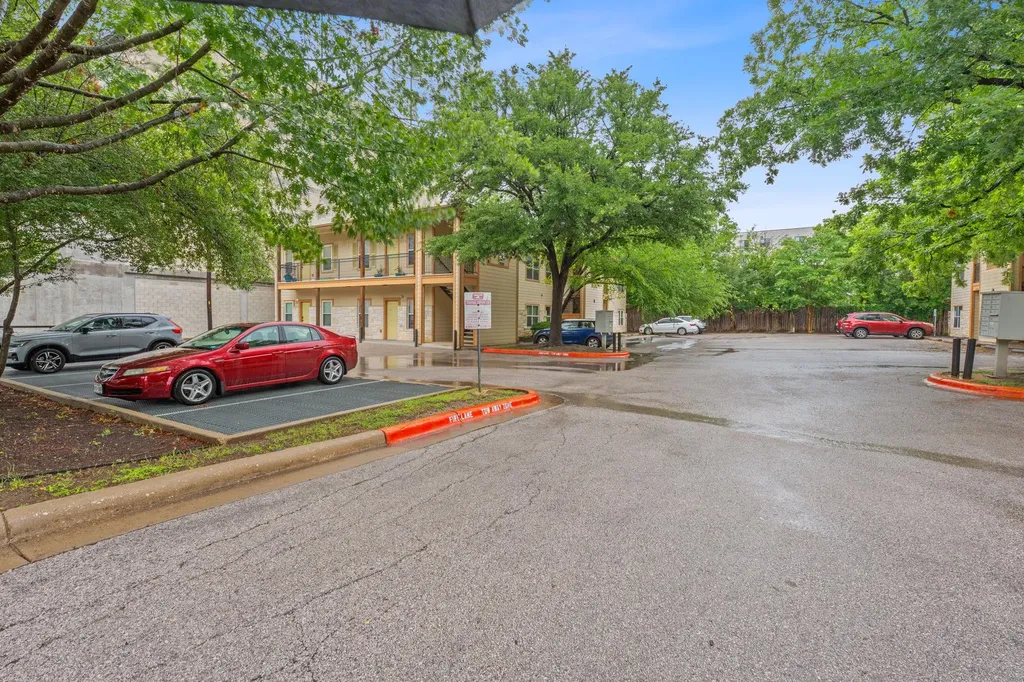2106 Cullen Avenue Austin TX 78757