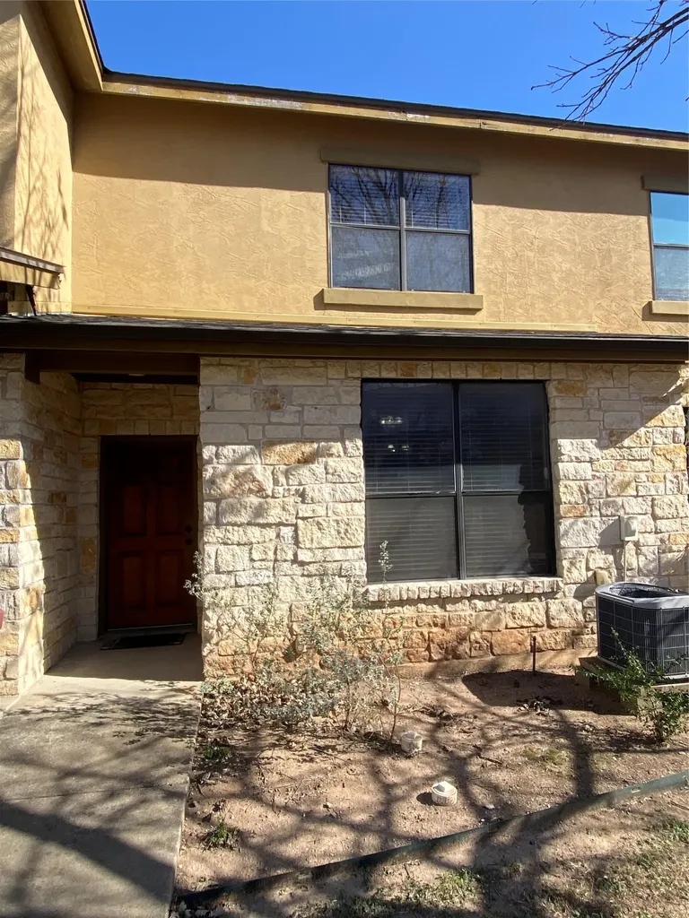 2101 Town Centre Drive Round Rock TX 78664