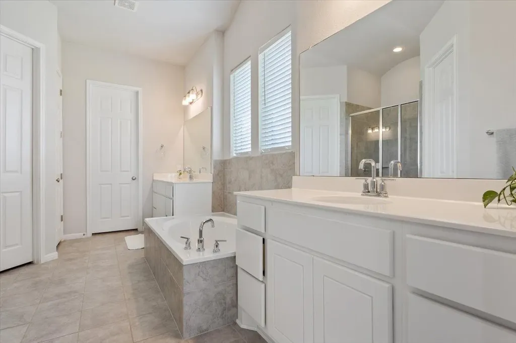 3625 Garrano Bend Leander TX 78641