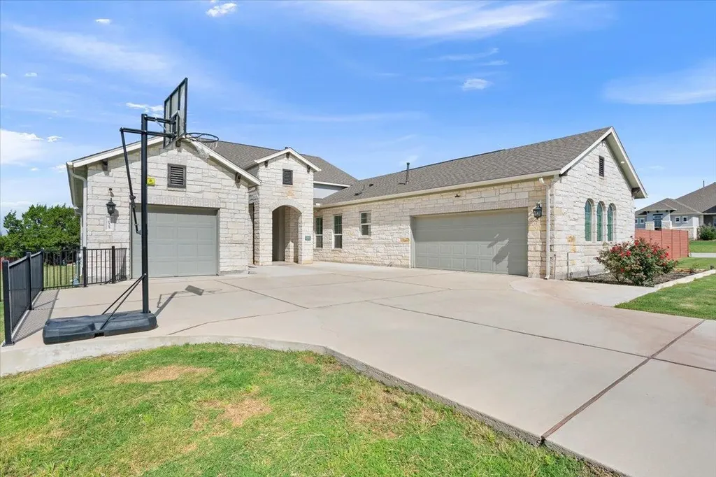 3625 Garrano Bend Leander TX 78641