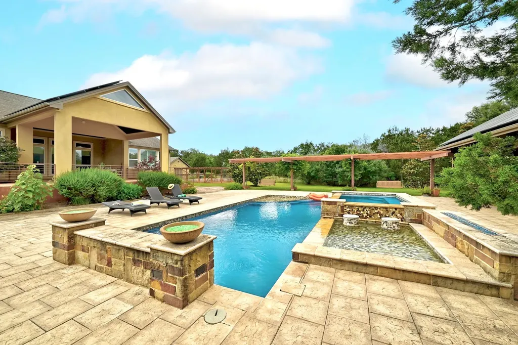 3 Long Creek Road Austin TX 78737
