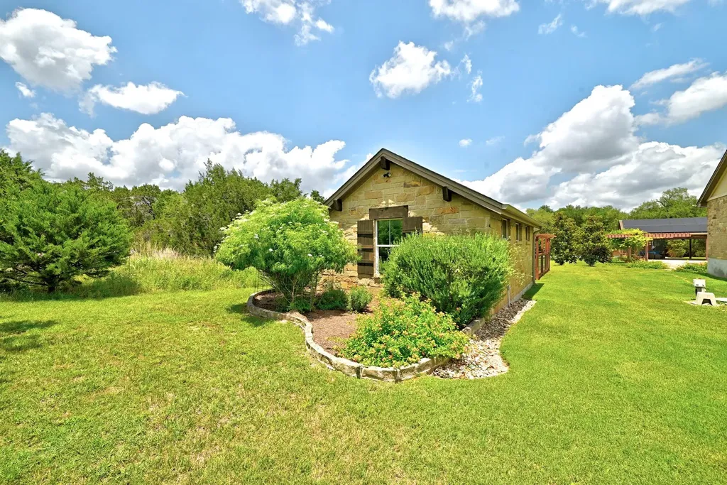 3 Long Creek Road Austin TX 78737
