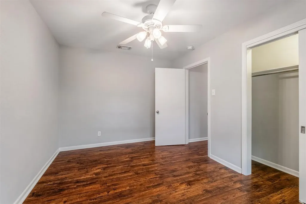 1905 W Saint Johns Avenue Austin TX 78757