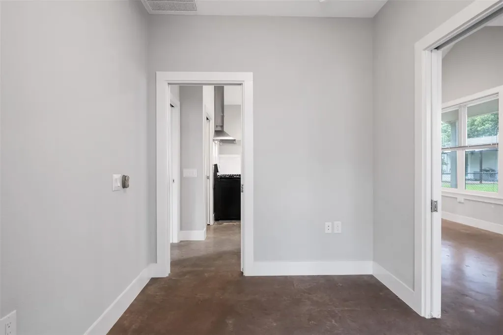 1905 W Saint Johns Avenue Austin TX 78757