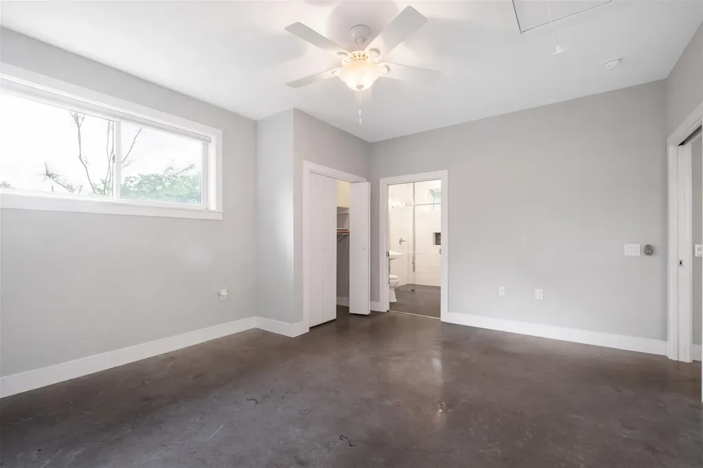 1905 W Saint Johns Avenue Austin TX 78757