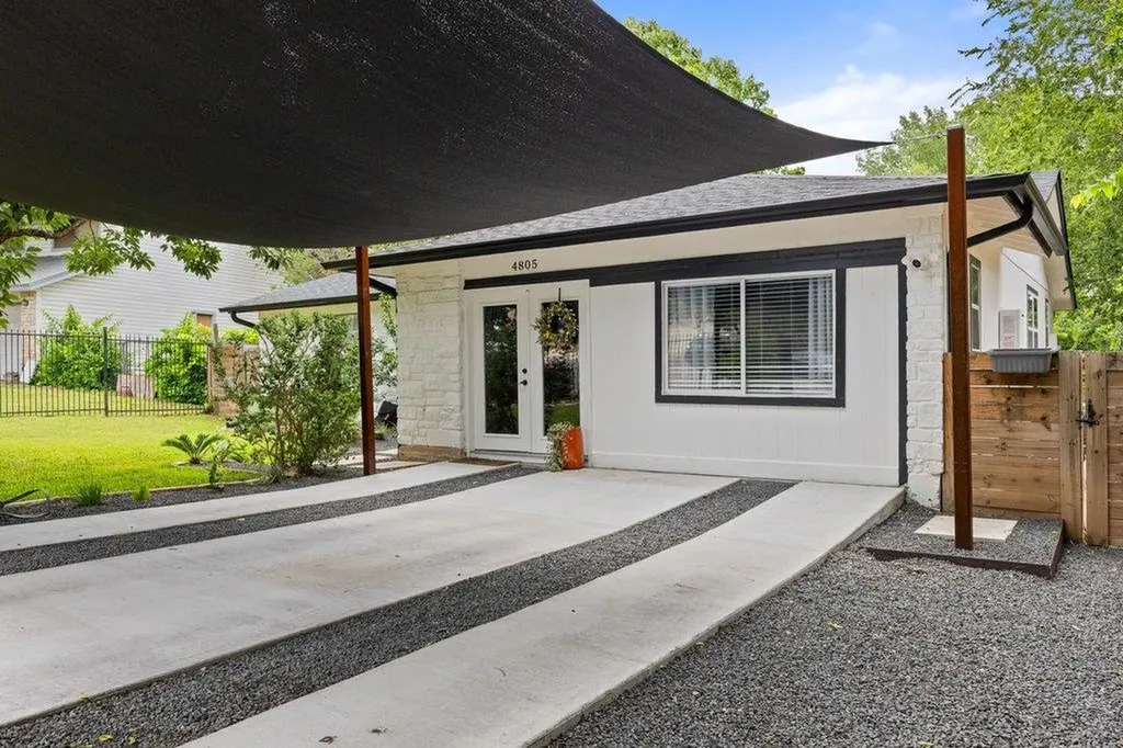 4805 Spring Meadow Cove Austin TX 78744