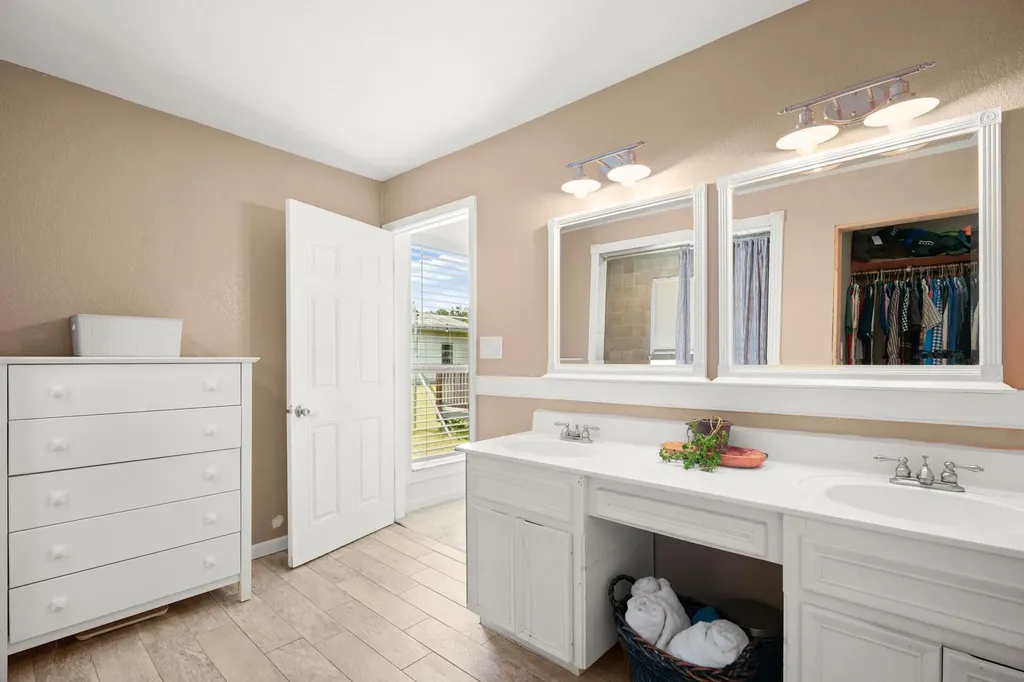 9725 Bock Road Buda TX 78610
