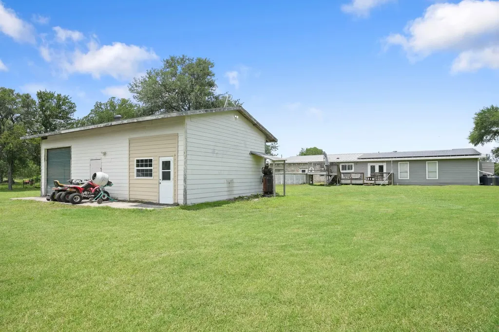 9725 Bock Road Buda TX 78610
