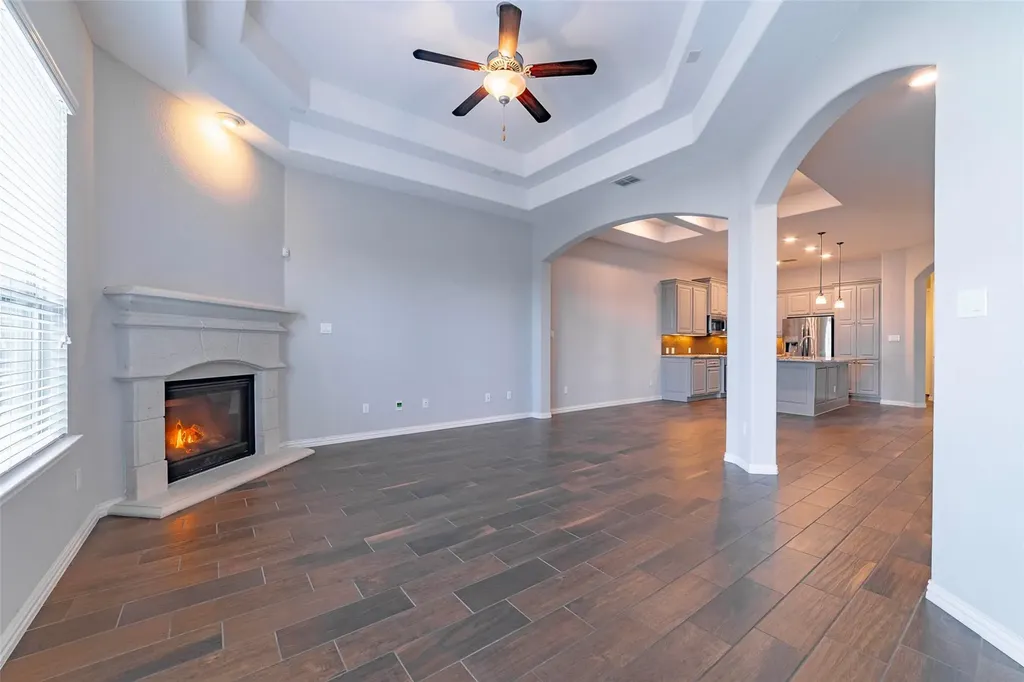 206 Cartwheel Bend Austin TX 78738